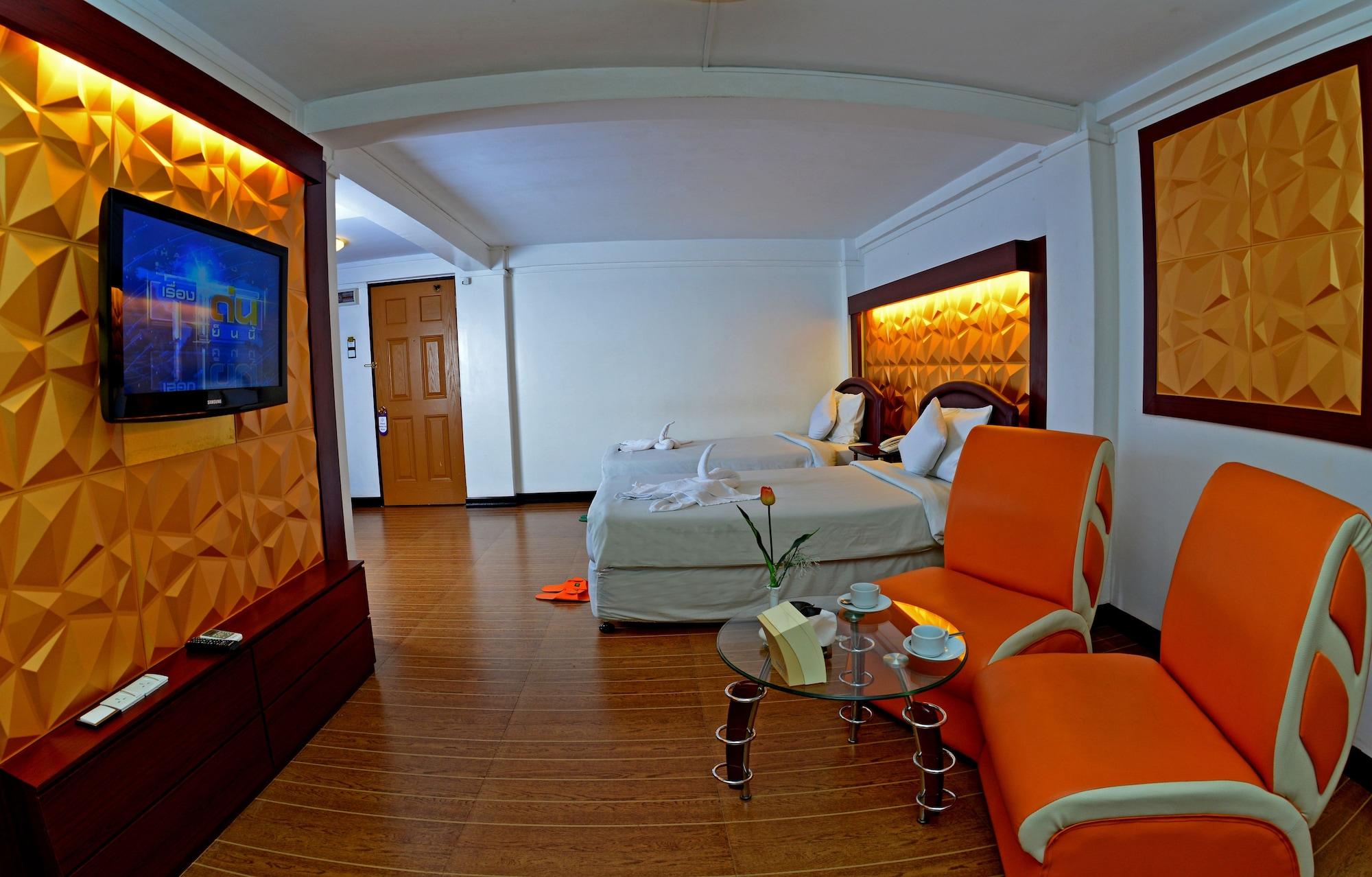 Clover Hotel Yangon Exterior photo